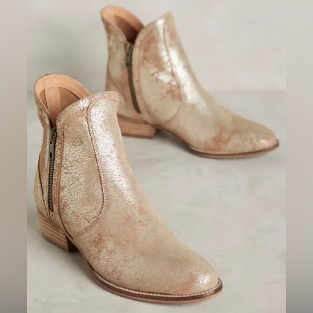 Anthropologie Seychelles Gold Lucky Penny Boots